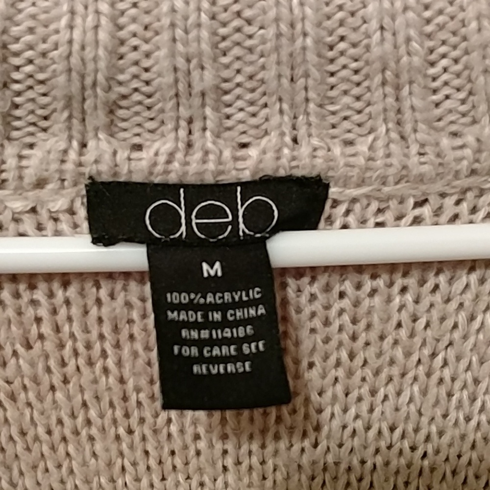 Top - Picture 2 of 3